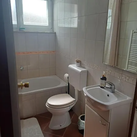 Apartment Klavdij House